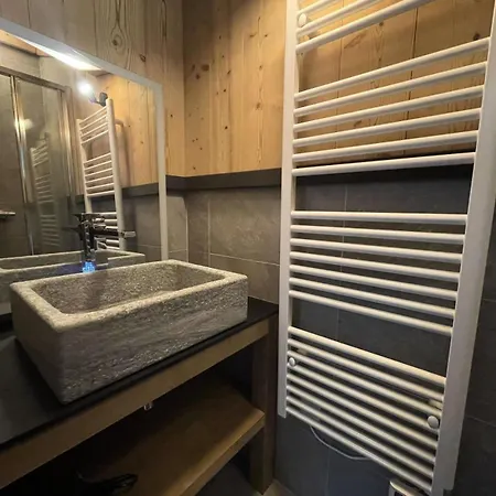 Chalet Le Saje - Neuf De 14 Pers, 200 M2, Terrasse Et Spa, Les 2 Alpes Centre Mae-7631 Venosc